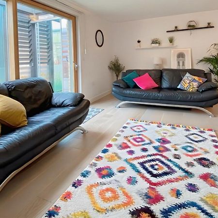 Cambridge Stays - Apartment At Addenbrooke Hospital And Bio Campus - Free Private Parking المظهر الخارجي الصورة